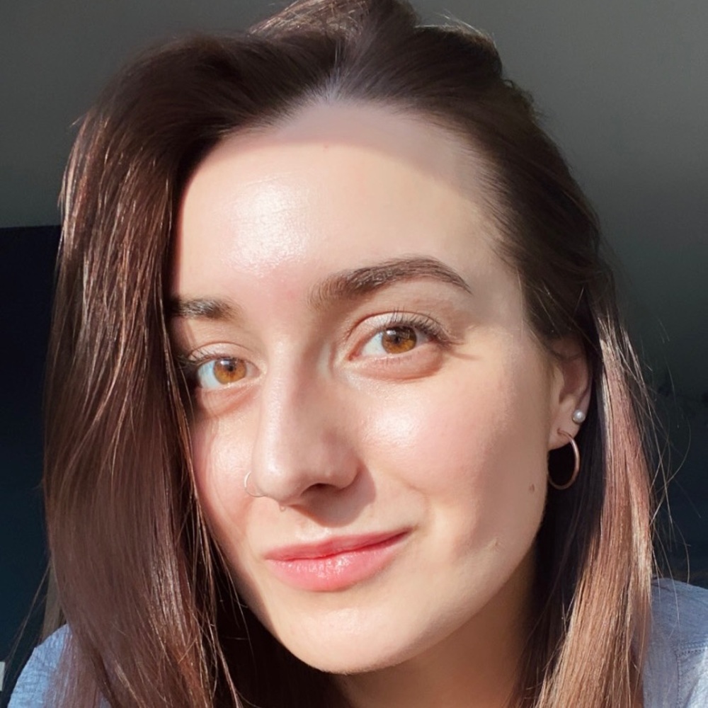Meet your Posher, Eszter
